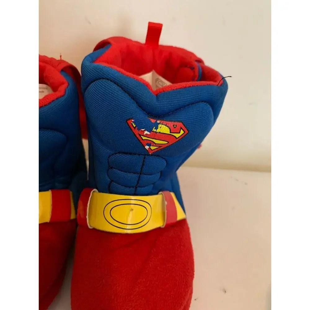 Superman Slippers Size S 5/6 Unisex Capes Boys or Girls DC Comics Booties